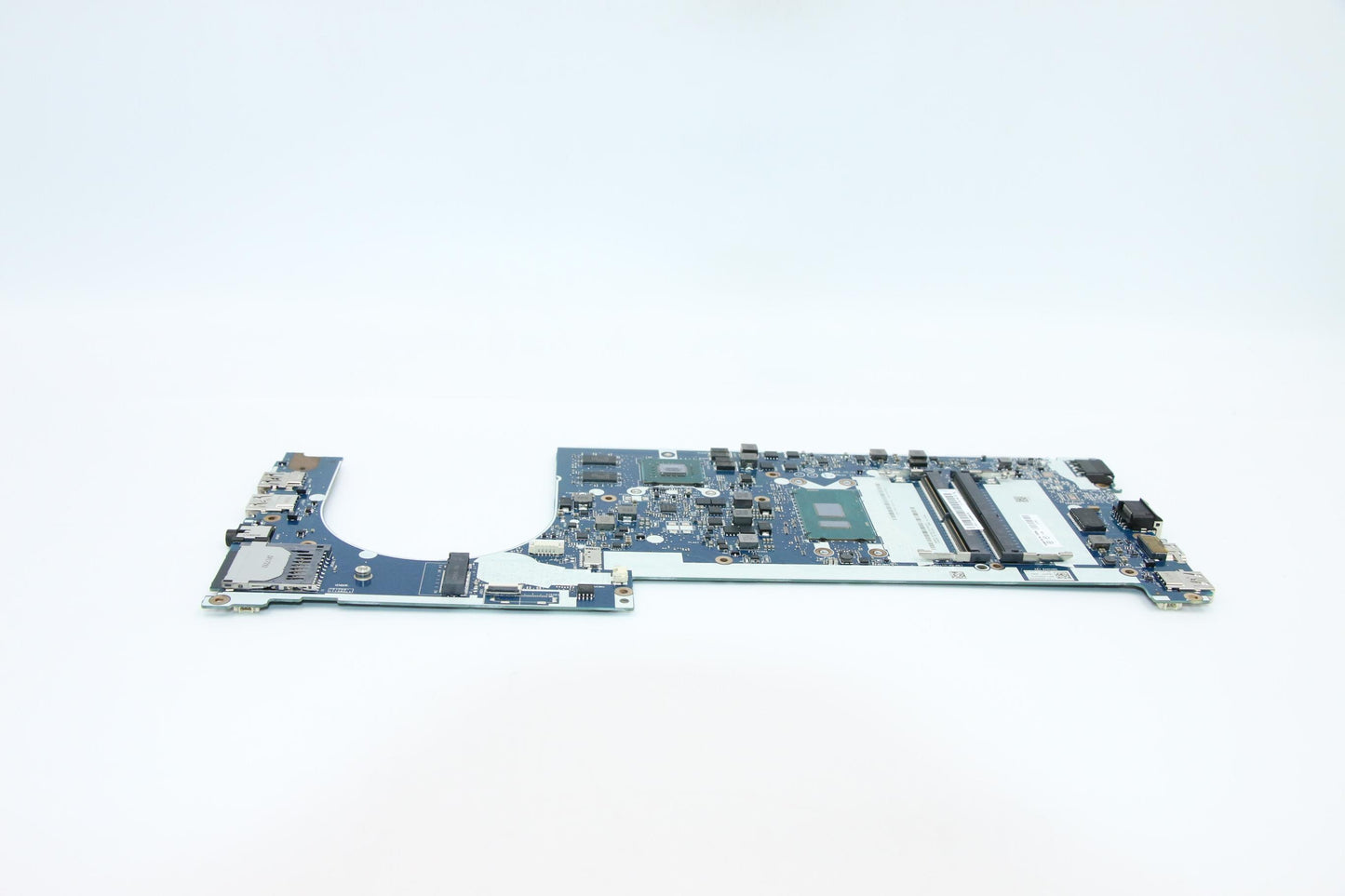 Lenovo Gtr I5 Kabylake Win Y-Tpm(Fw) - 01EN254