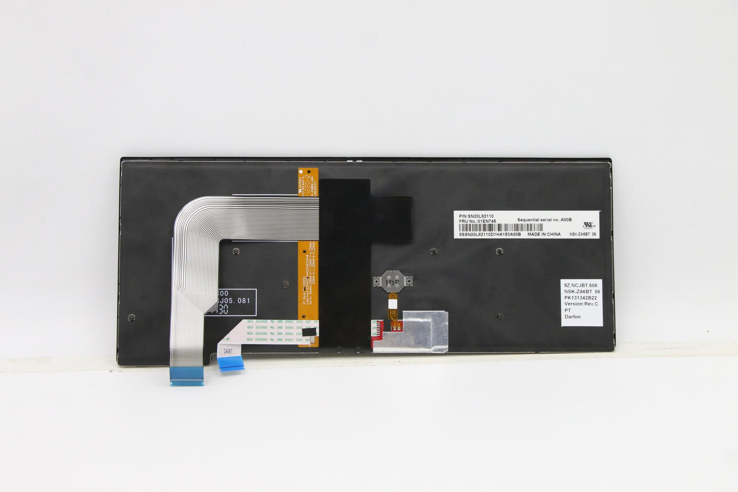 Lenovo Ps9 Kb(Portuga) 84, Bl, Api, B - 01EN745