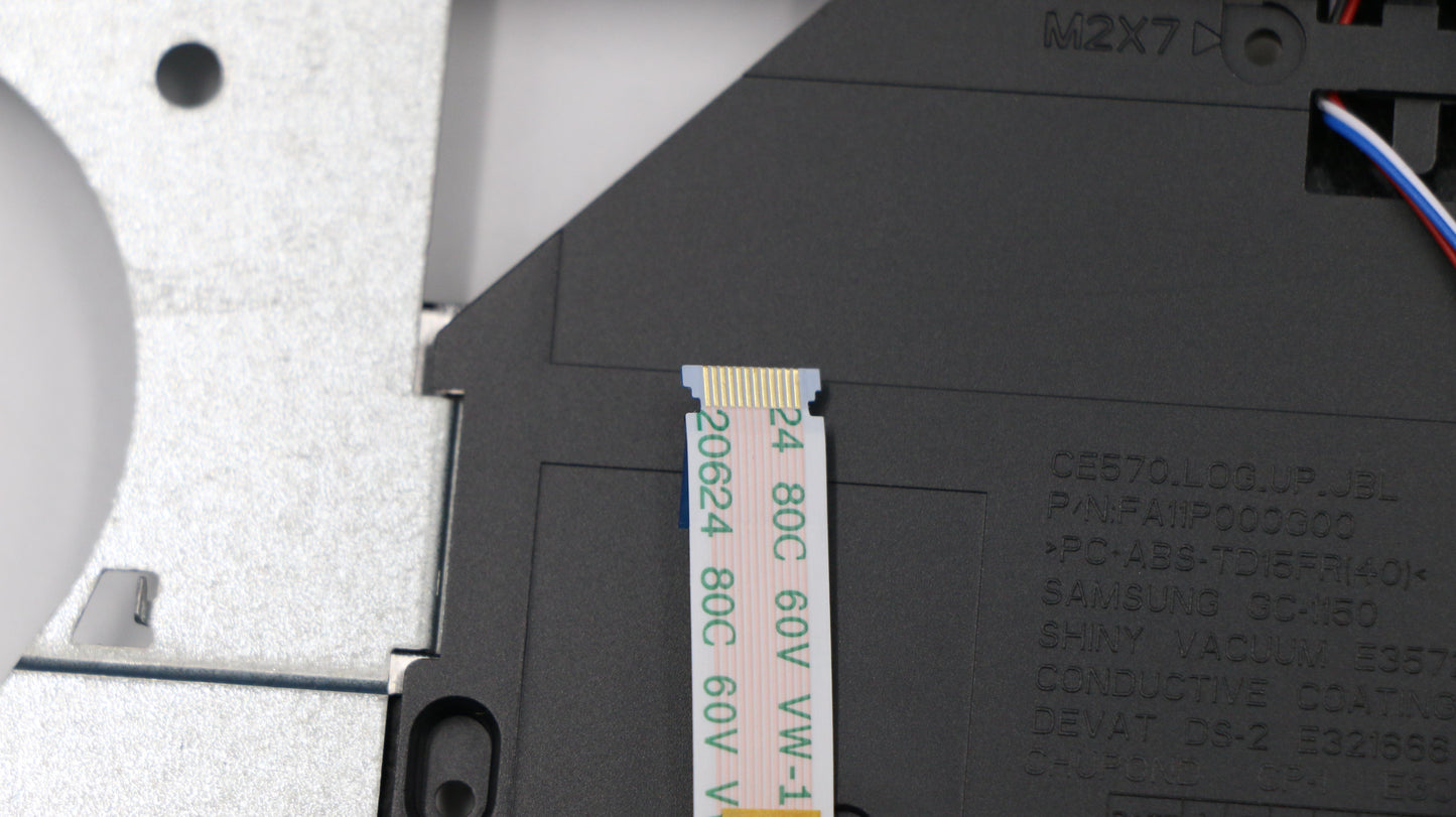 Lenovo Palmrest Nfpr 3+2 Spk Sunrex - 01EP137