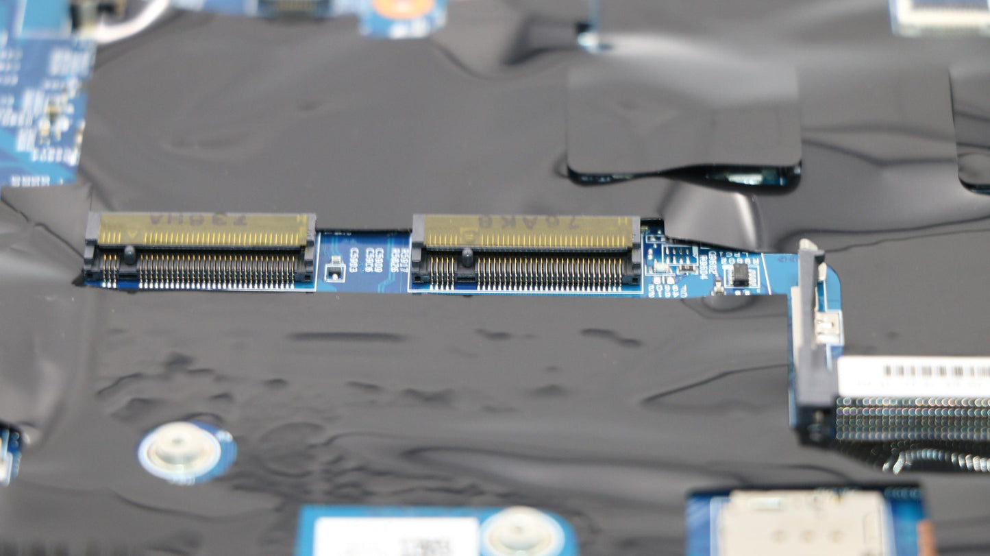 Lenovo Lsz-2 Mb Uma I5-6300U Amt Tpm2 - 01ER003