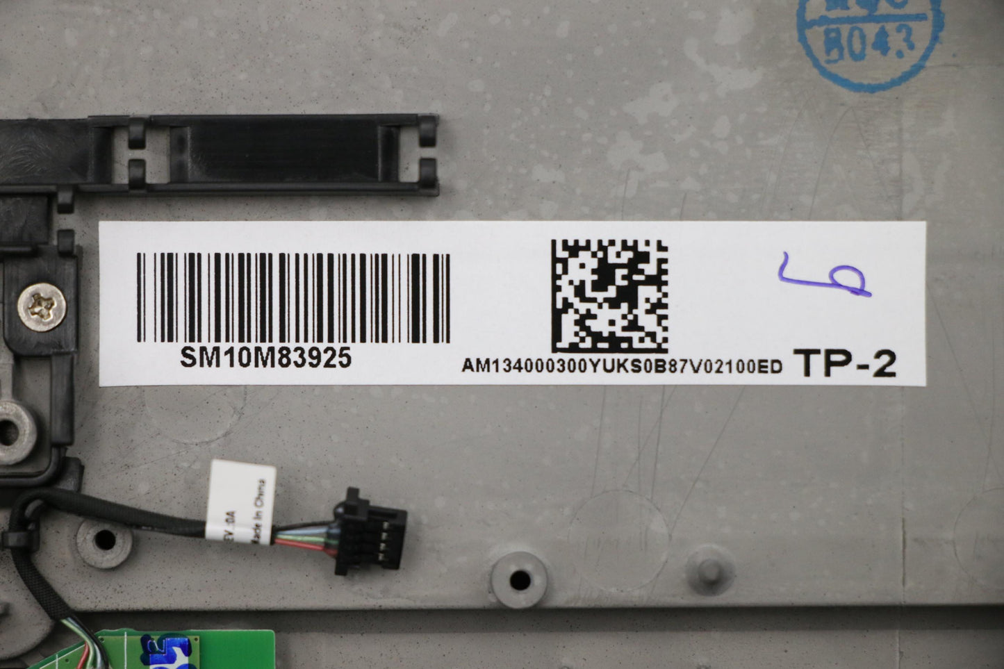 Lenovo Keyboard Bezel Asm, W/O Fpr, B - 01ER103