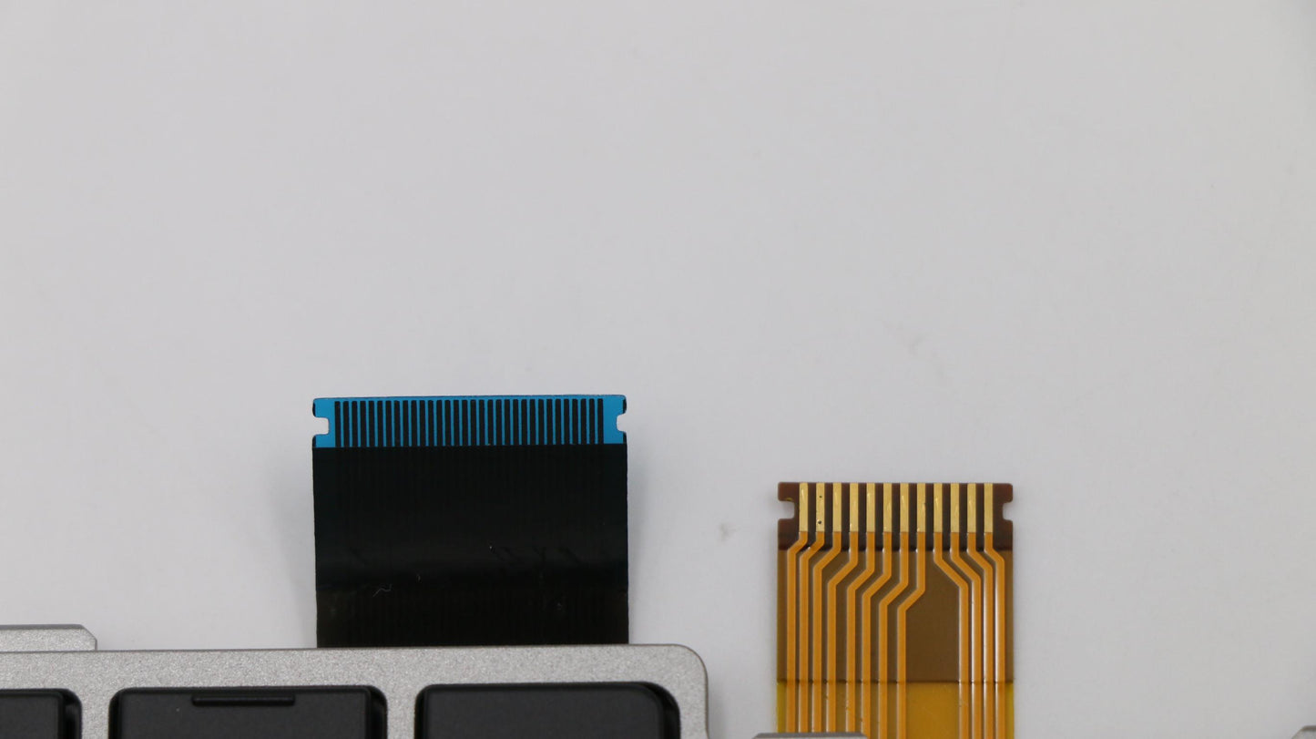 Lenovo Tho2 Chy Bl-Kb Sv Kr - 01ER901