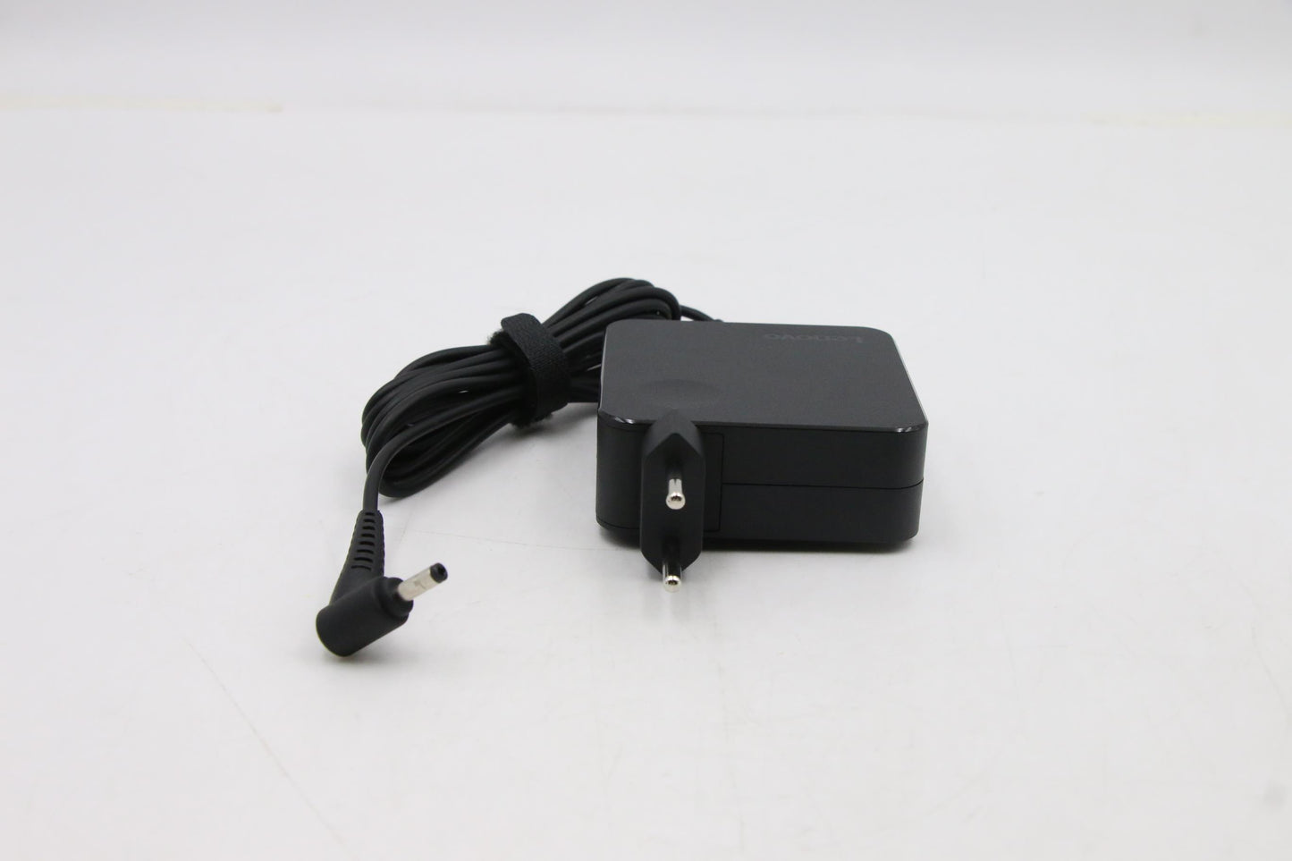 Lenovo Ac Adapter Adlx65Cdgb2A 20V3.2 - 01FR143