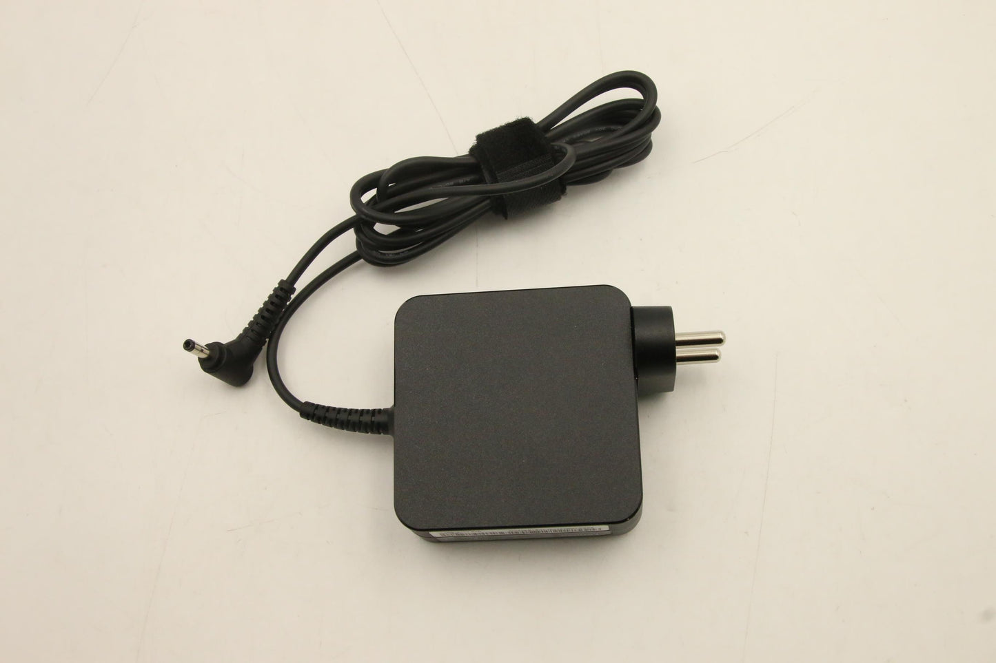 Lenovo Ac Adapter Adlx65Clgi2A 20V3.2 - 01FR147