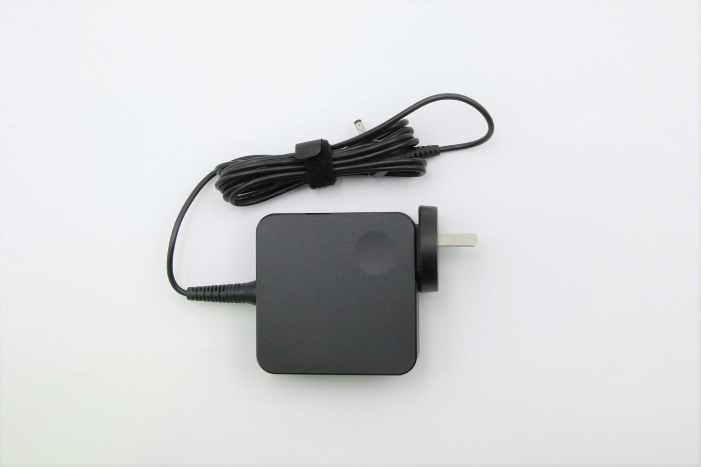 Lenovo Ac Adapter Adlx65Ccgg2A 20V3.2 - 01FR153