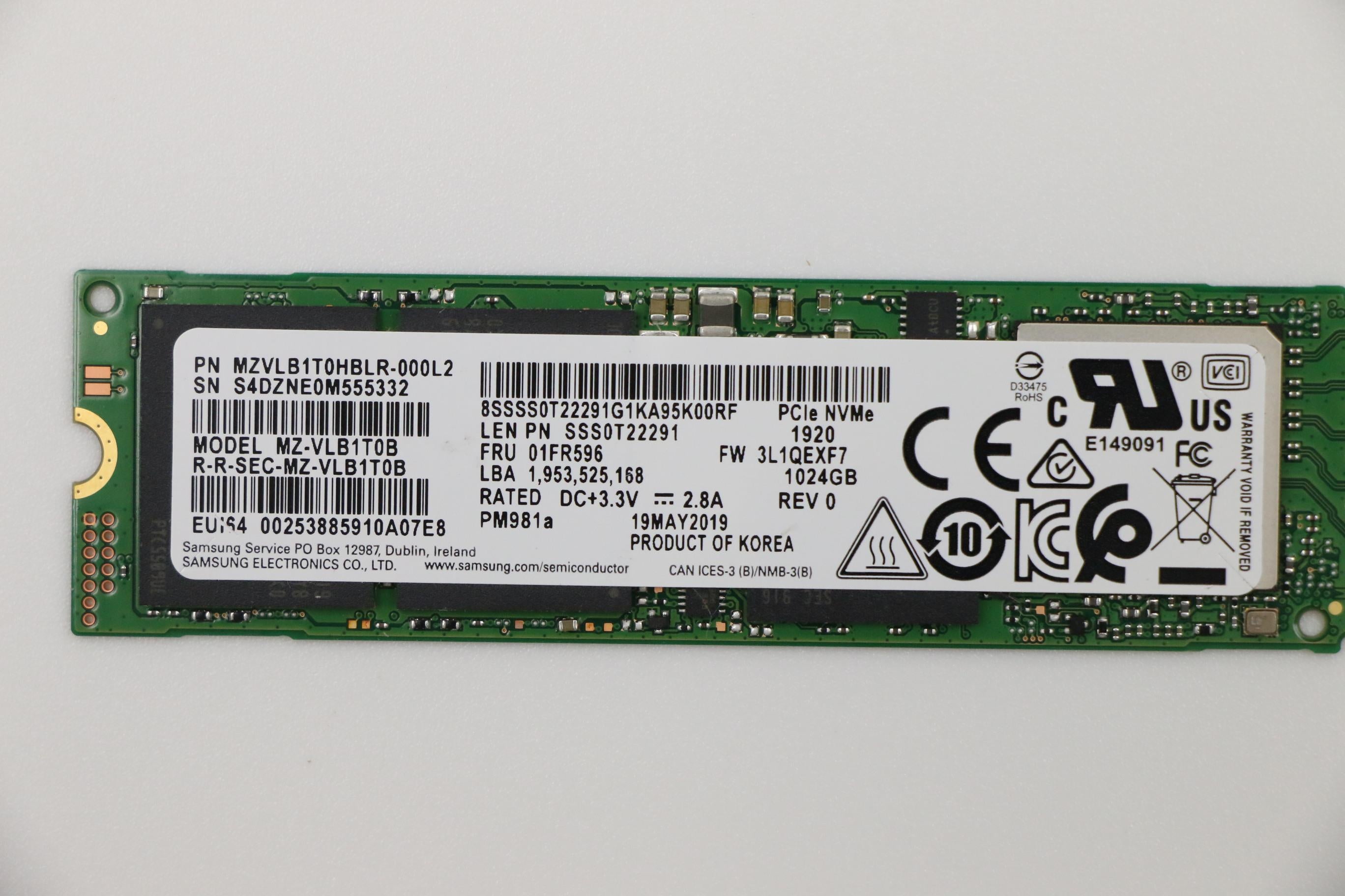 Lenovo 1TB SSD, M.2 2280, PCIe 3x4, Samsung - 01FR596– LenovoPart