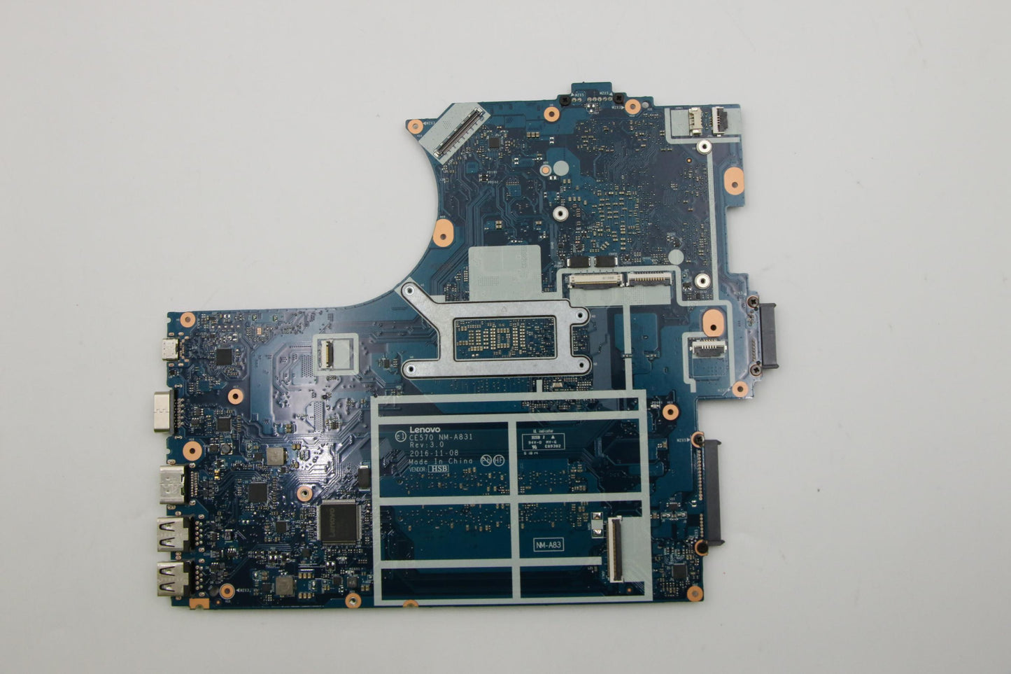 Lenovo I5-7200U,Dis,2Gb,Win,F-Tpm - 01HW727