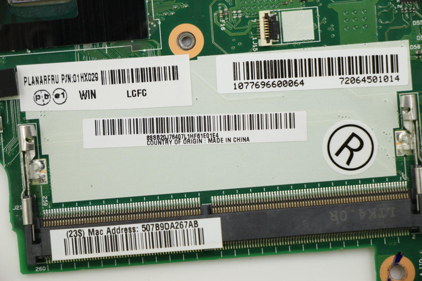 Lenovo I7-6500U,Win,Uma ,Tpm,Dock - 01HX029