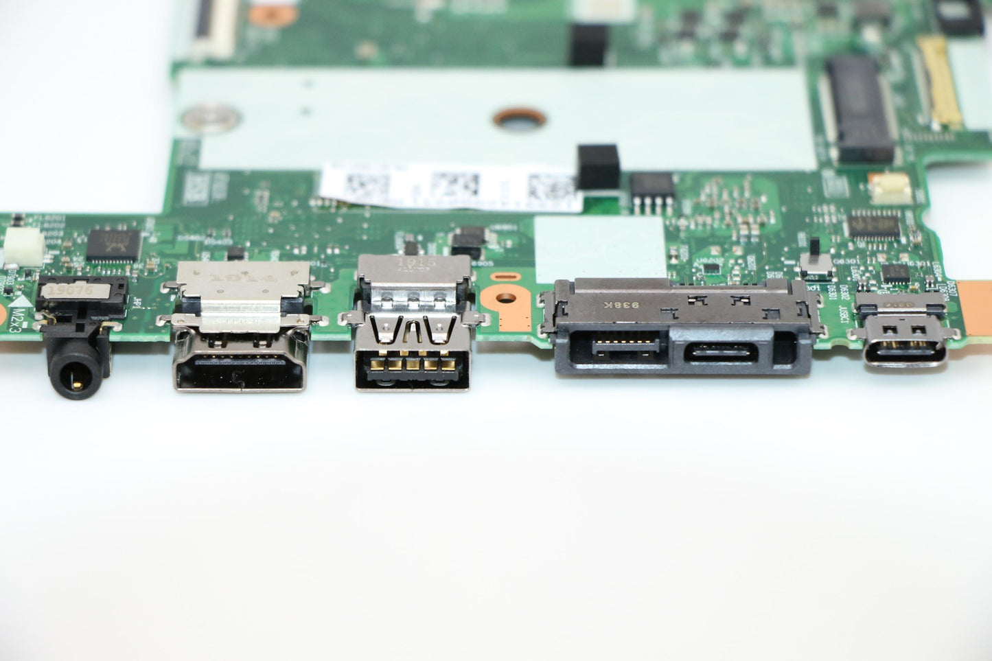 Lenovo Mb Win,I7-8565U,8Gb,Na,Yt,Ftpm - 01HX911