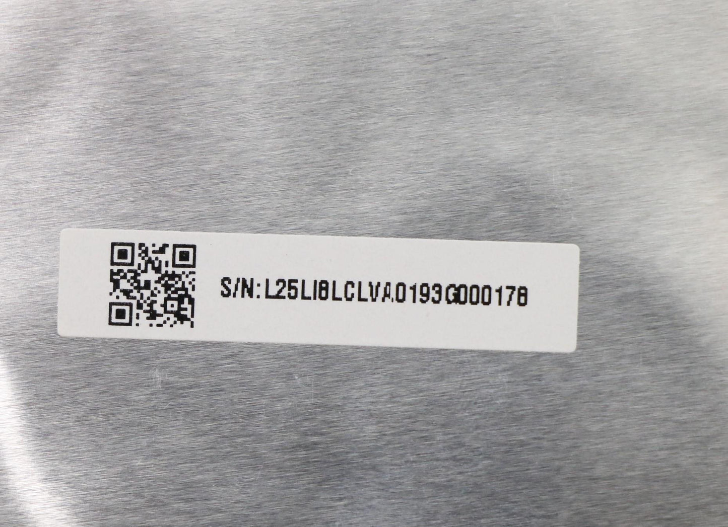 Lenovo A Cover Bkasmmt Chr W/W-Ant/C- - 01HY393