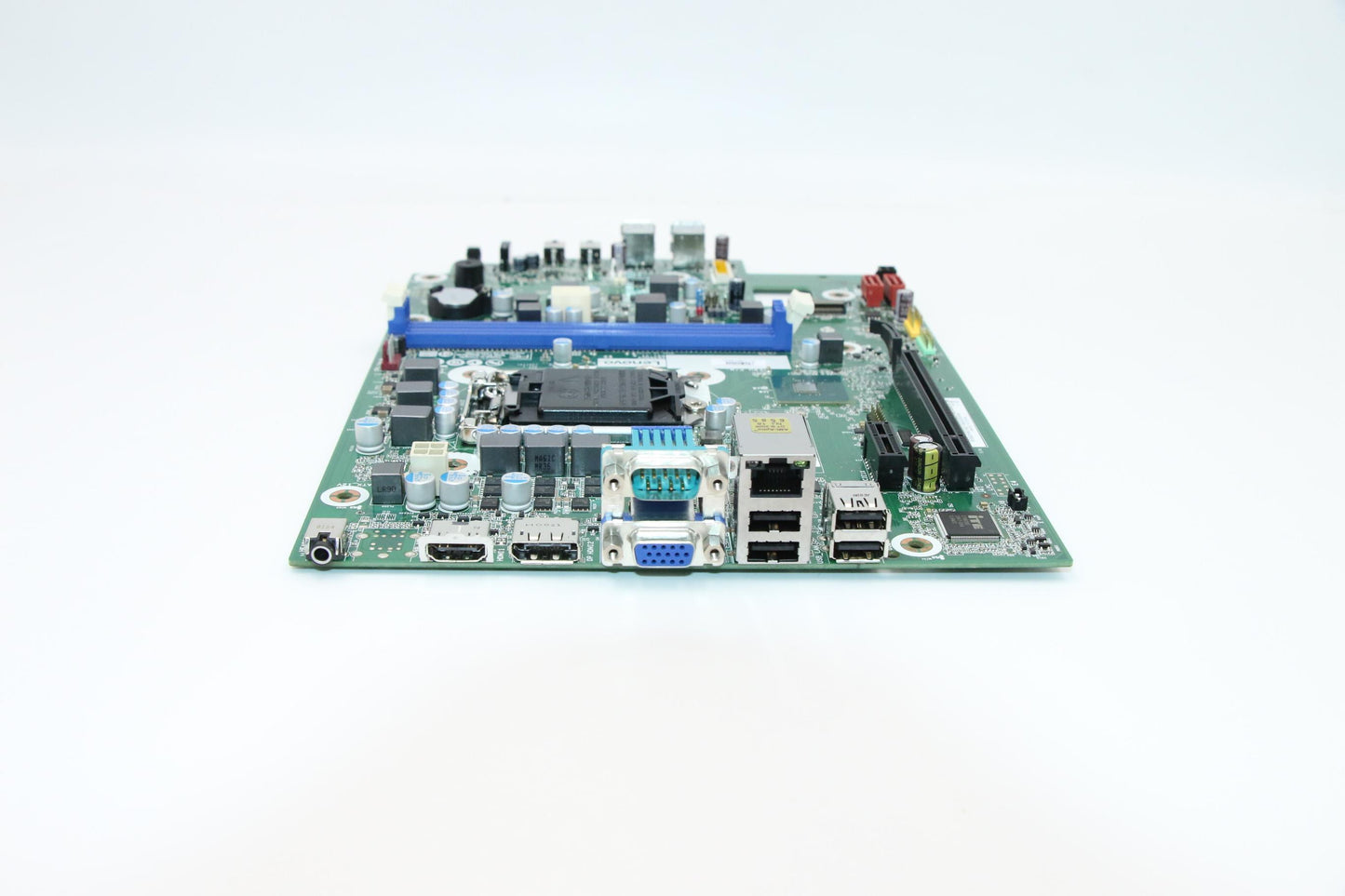 Lenovo Intel Coffelake-R B360 Win Dpk - 01LM913