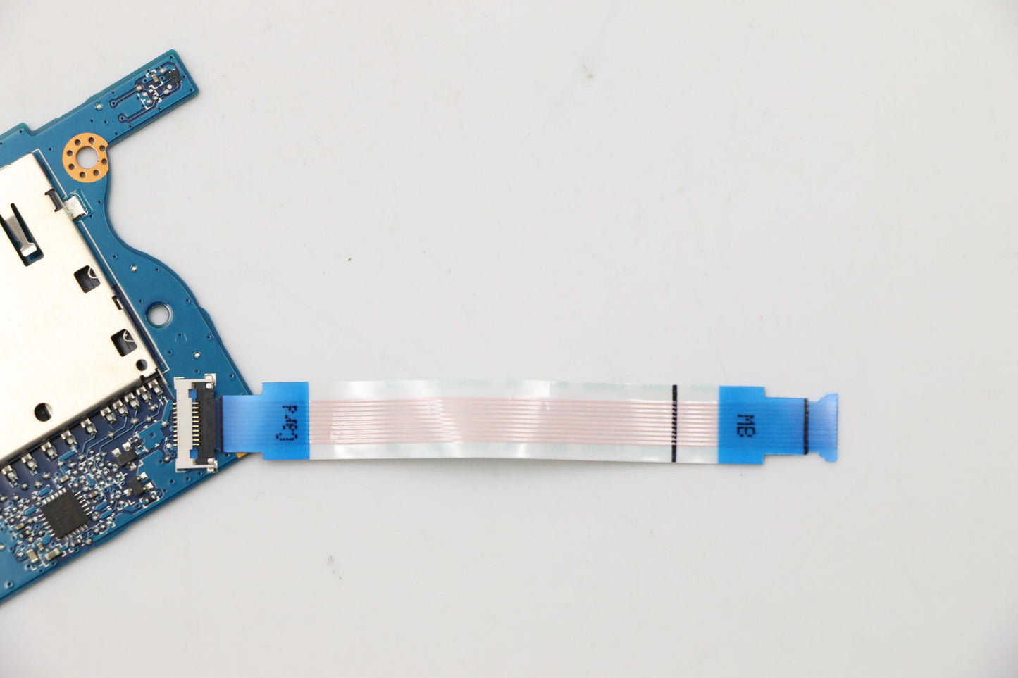 Lenovo Sd Card Reader With Ffc,Wind - 01LV718