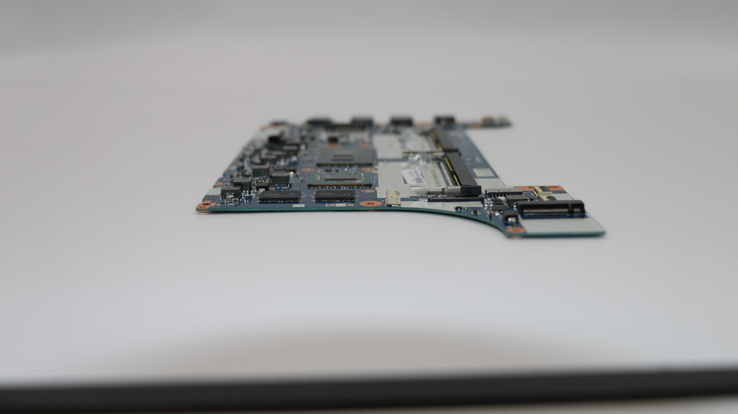 Lenovo I78550Uamd 2Gb Ddr5Nokntpm - 01LW920