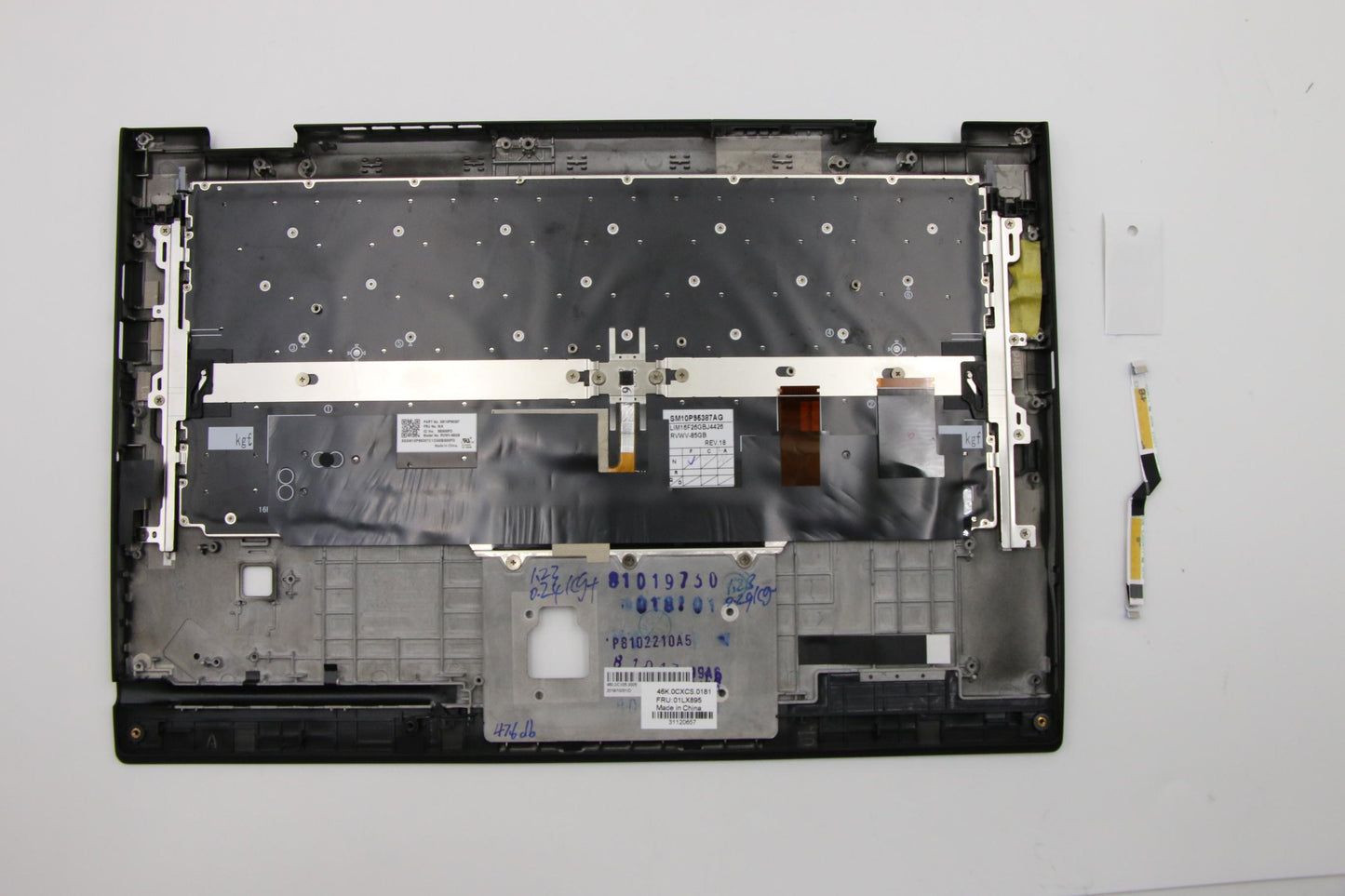 Lenovo 01LX895 Assembly Ccoverbkkbd Gbcblchyf