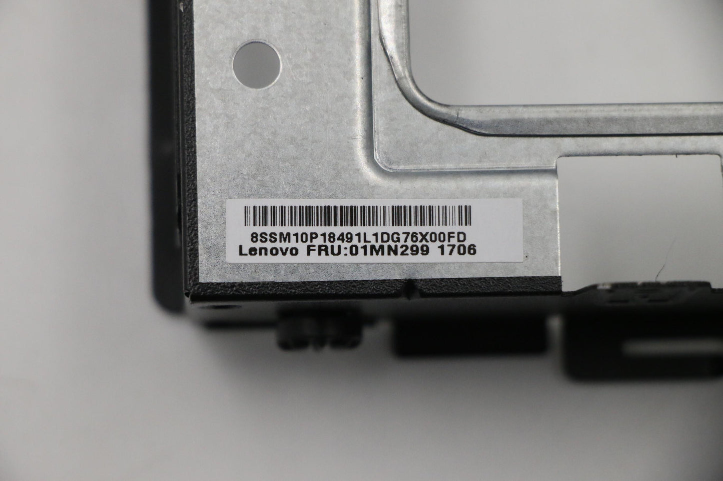 Lenovo Assembly C-Tiny2_Hdd_Cage - 01MN299