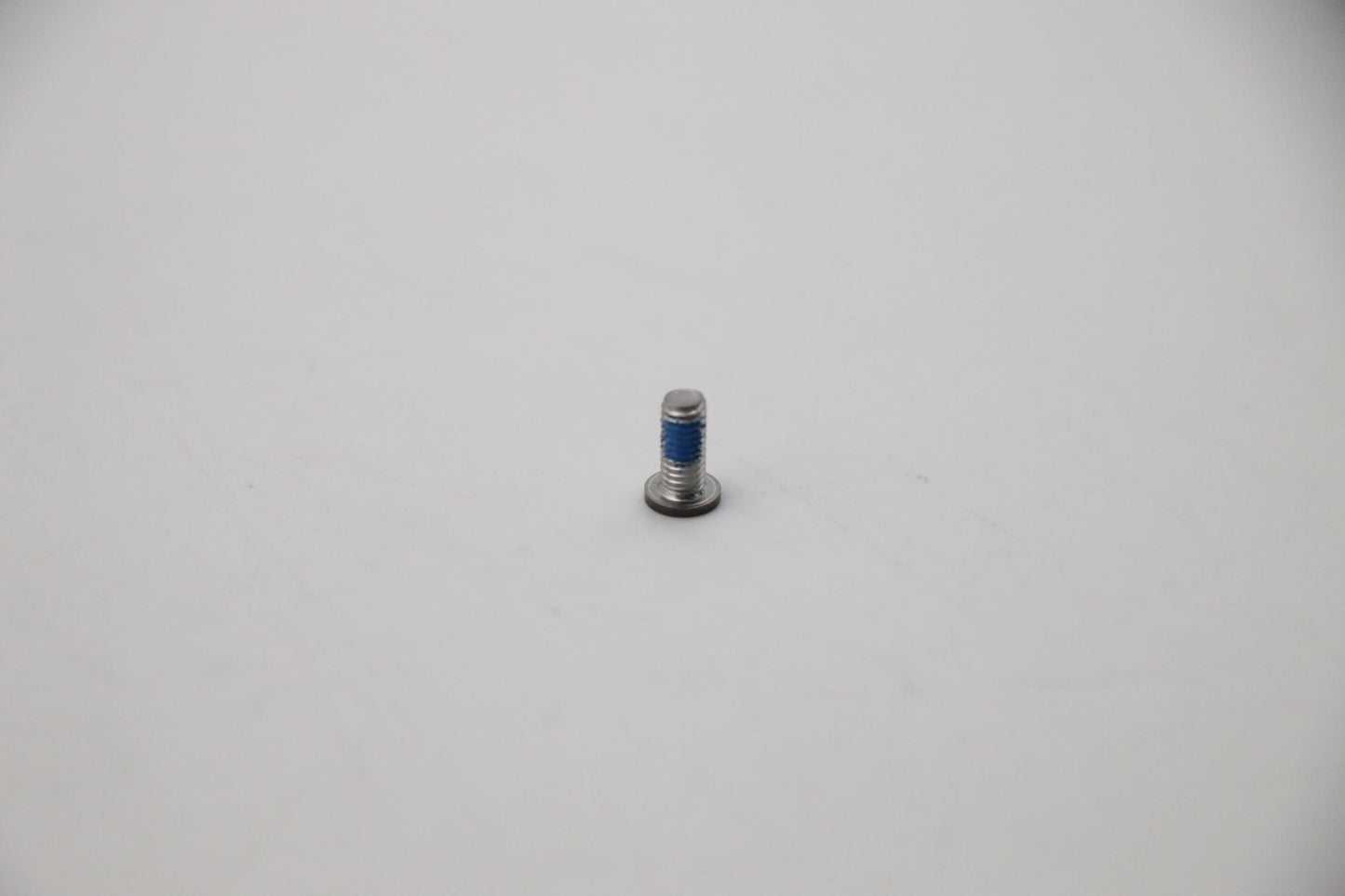 Lenovo Bottom Screw Slv Dark - 01MN362