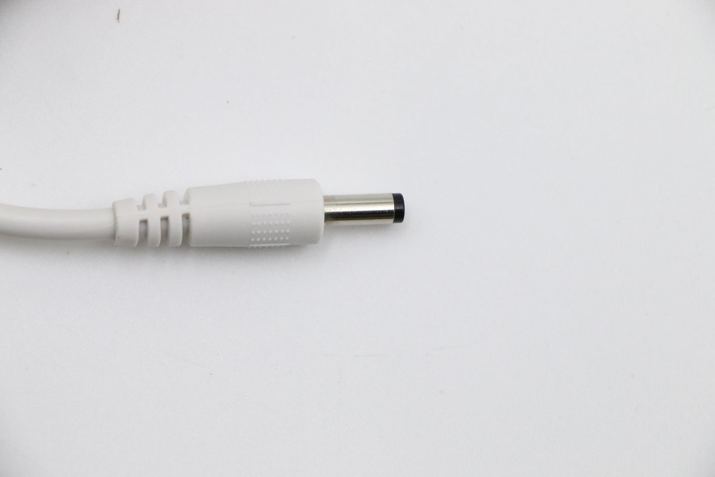 Lenovo Spk Adapter20V/30W White Uk - 01MN382