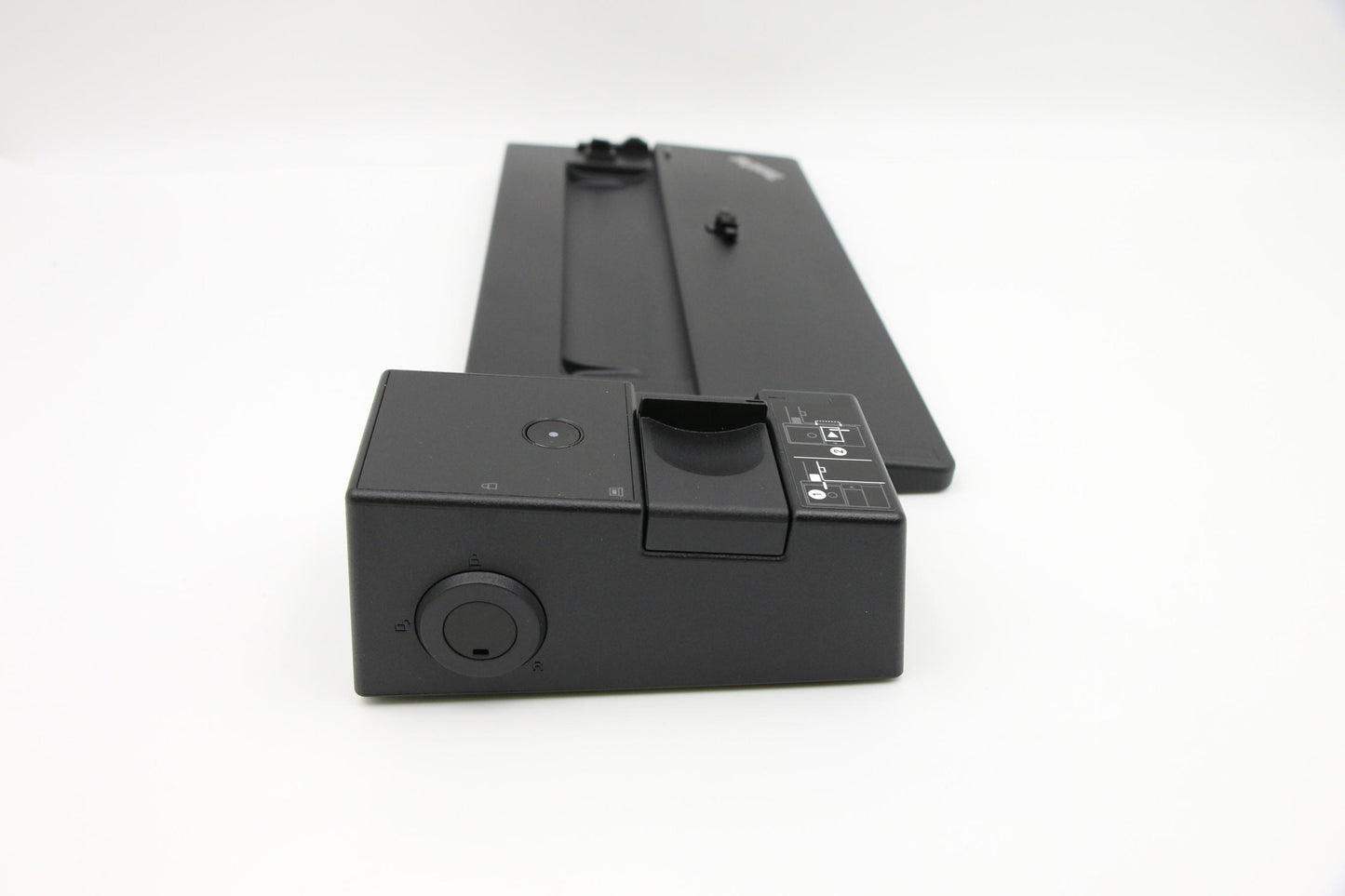 Lenovo Docking Cs18 Me Dock Basic,Usi - 01YT273