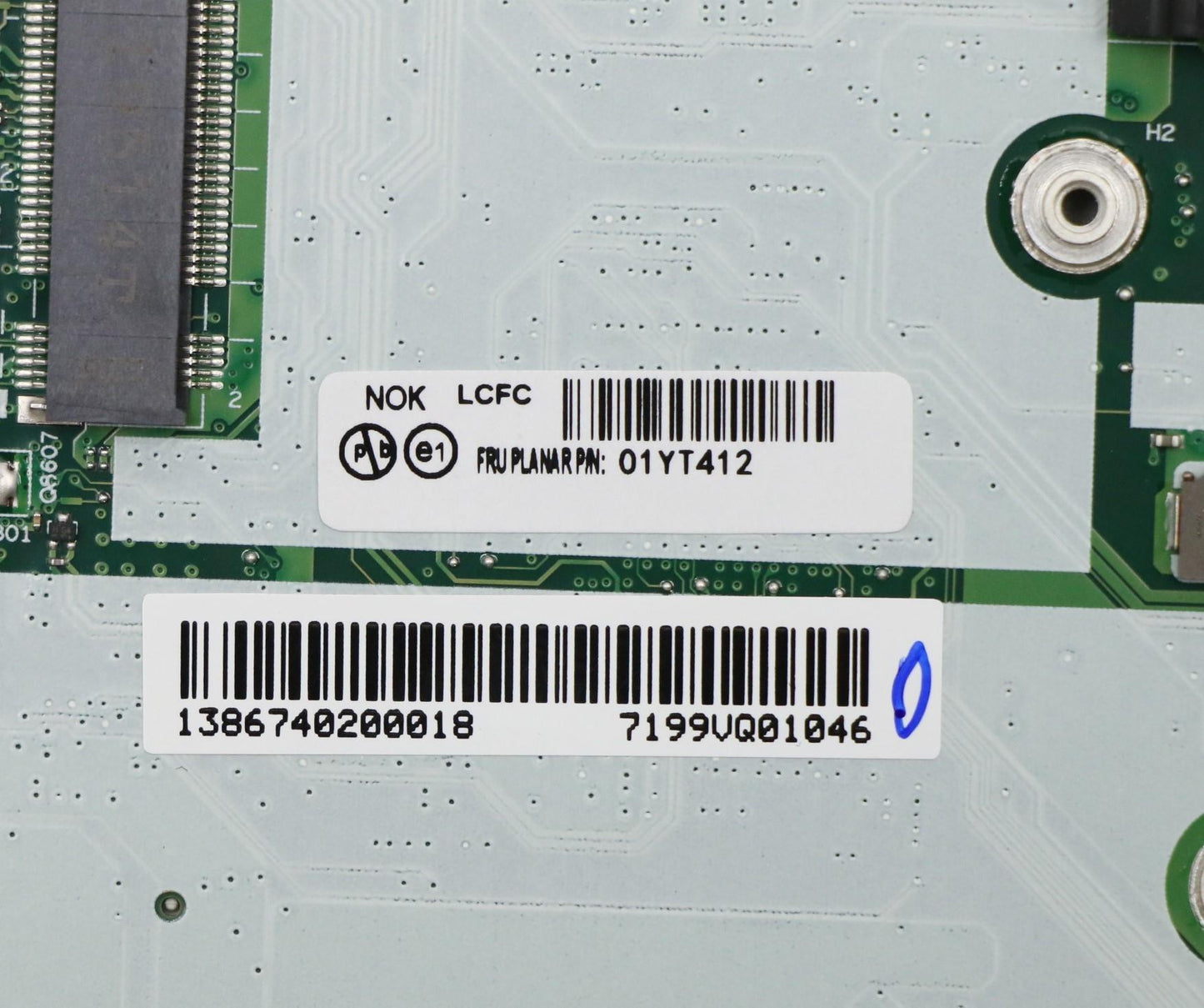 Lenovo Win7-8665 8G. Vp Tpm2 Uma - 01YT412