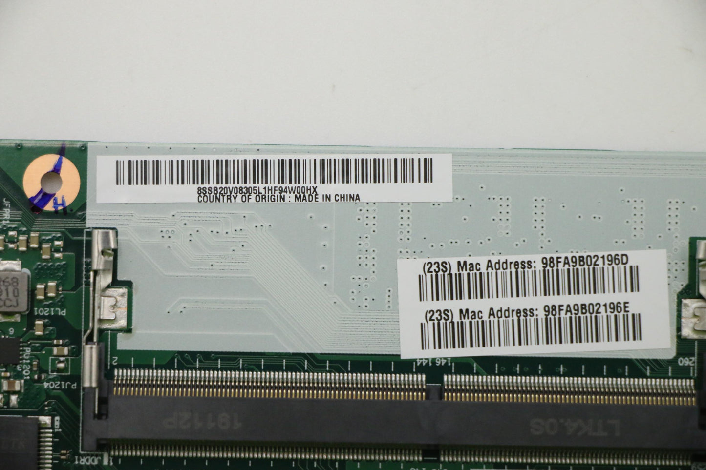 Lenovo Nok5-8365 8G Vp Tpm2 Uwa - 01YT413