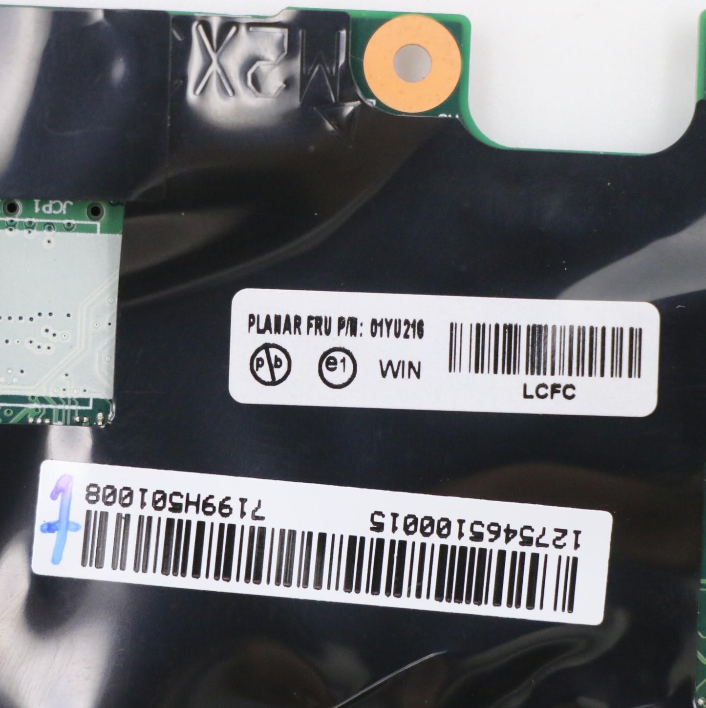 Lenovo Wini7-8850M24Gamtn-Tpmra - 01YU216
