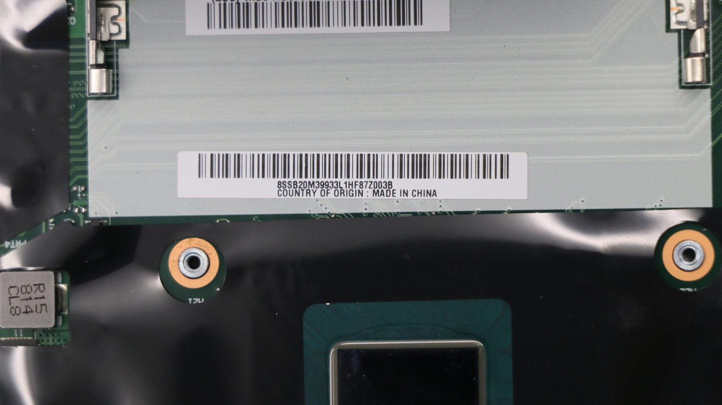 Lenovo Win,I7-8850H,P6,4G,Amt,N-Tpm - 01YU276