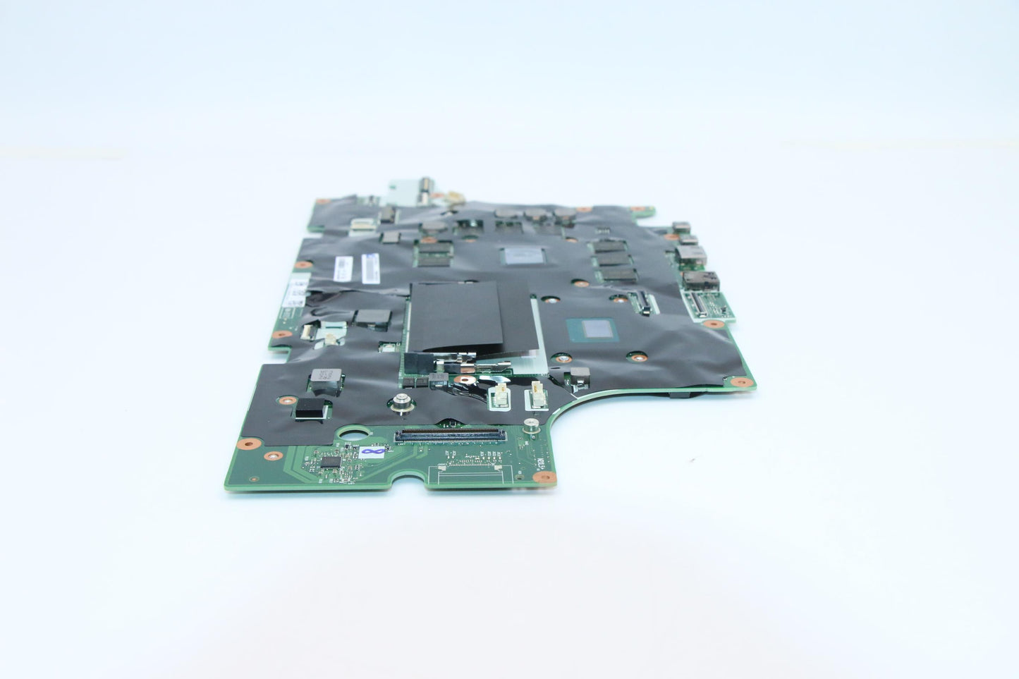 Lenovo Nok,E-2186M,P5,16G,Amt,Y-Tpm2 - 01YU297