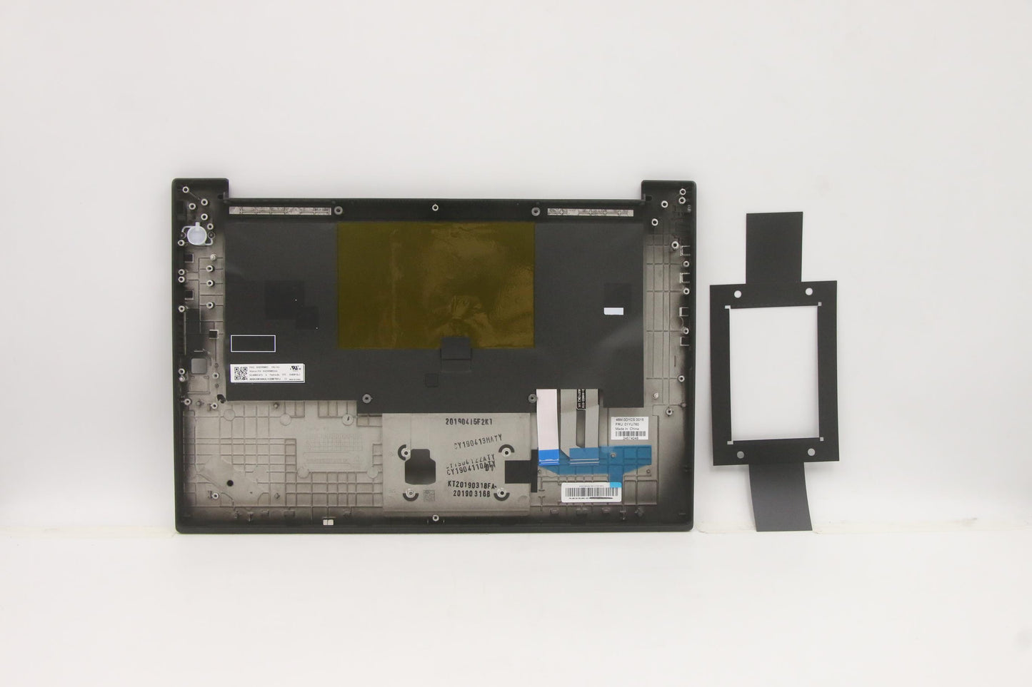 Lenovo 01YU760 Assembly Ucase W/Kb Cfe W/O Fp