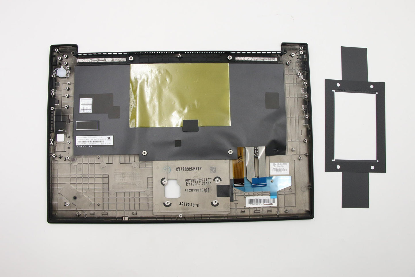 Lenovo 01YU781 Assembly Ucase W/Kb Il W/O Fpr