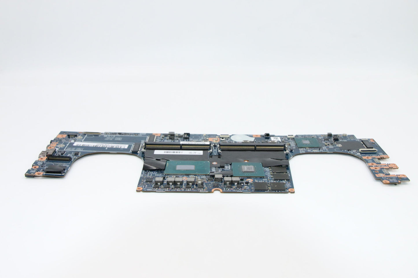 Lenovo Nok,Xeone2176M,N18P-Q3,Amt,Tpm - 01YU943