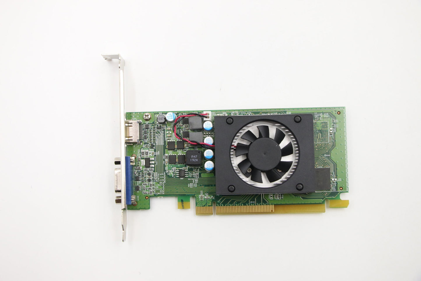 Lenovo Bld@Radeon 520@1G D5 Db H Hp - 01YW860