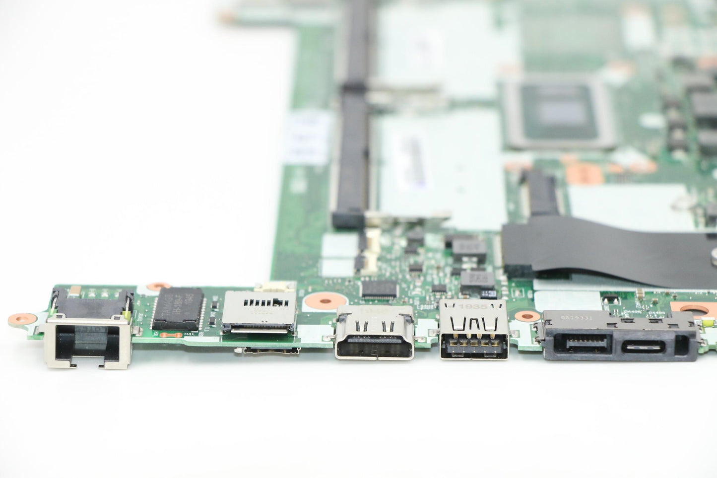 Lenovo Mb I7-8565U,Uma,Win,Na,Yt,Dt2. - 02DM144
