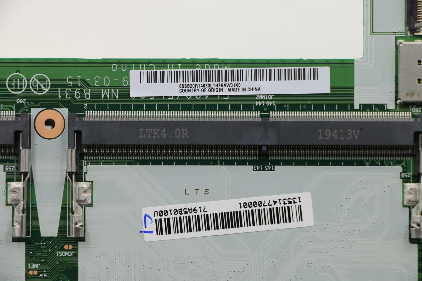 Lenovo Mb I7-8565U,Uma,Nok,Na,Yt,Dt2. - 02DM147