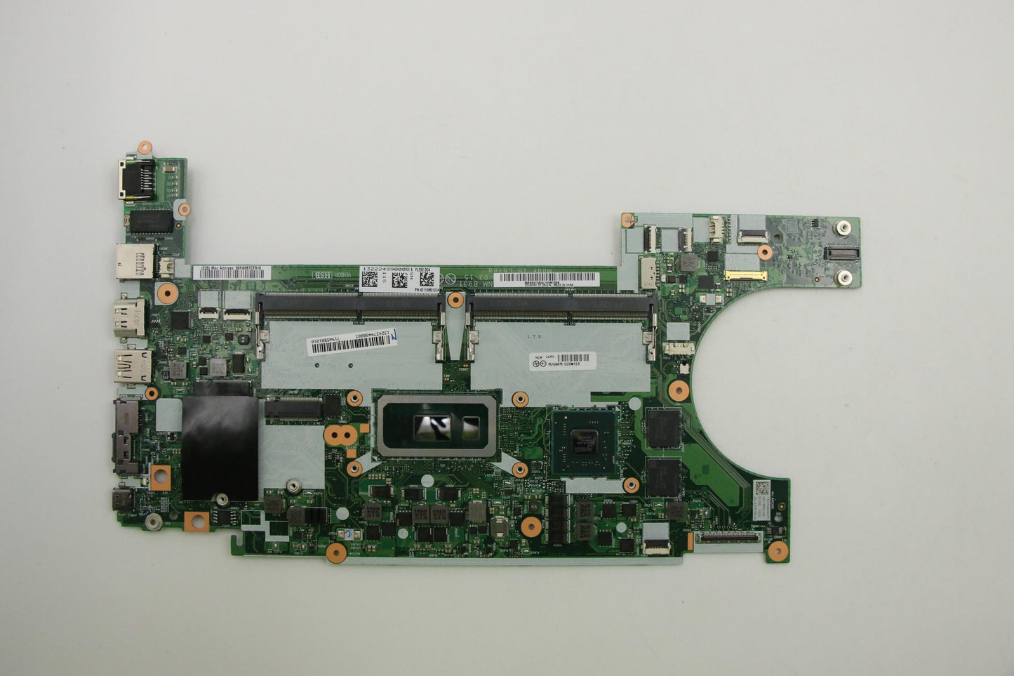 Lenovo Mb I7-8565U,Dis,2G,Nok,Na,Yt,D - 02DM153