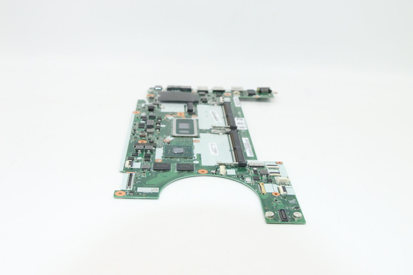 Lenovo Mb I7-8565U,Dis,2G,Nok,Na,Yt,D - 02DM153