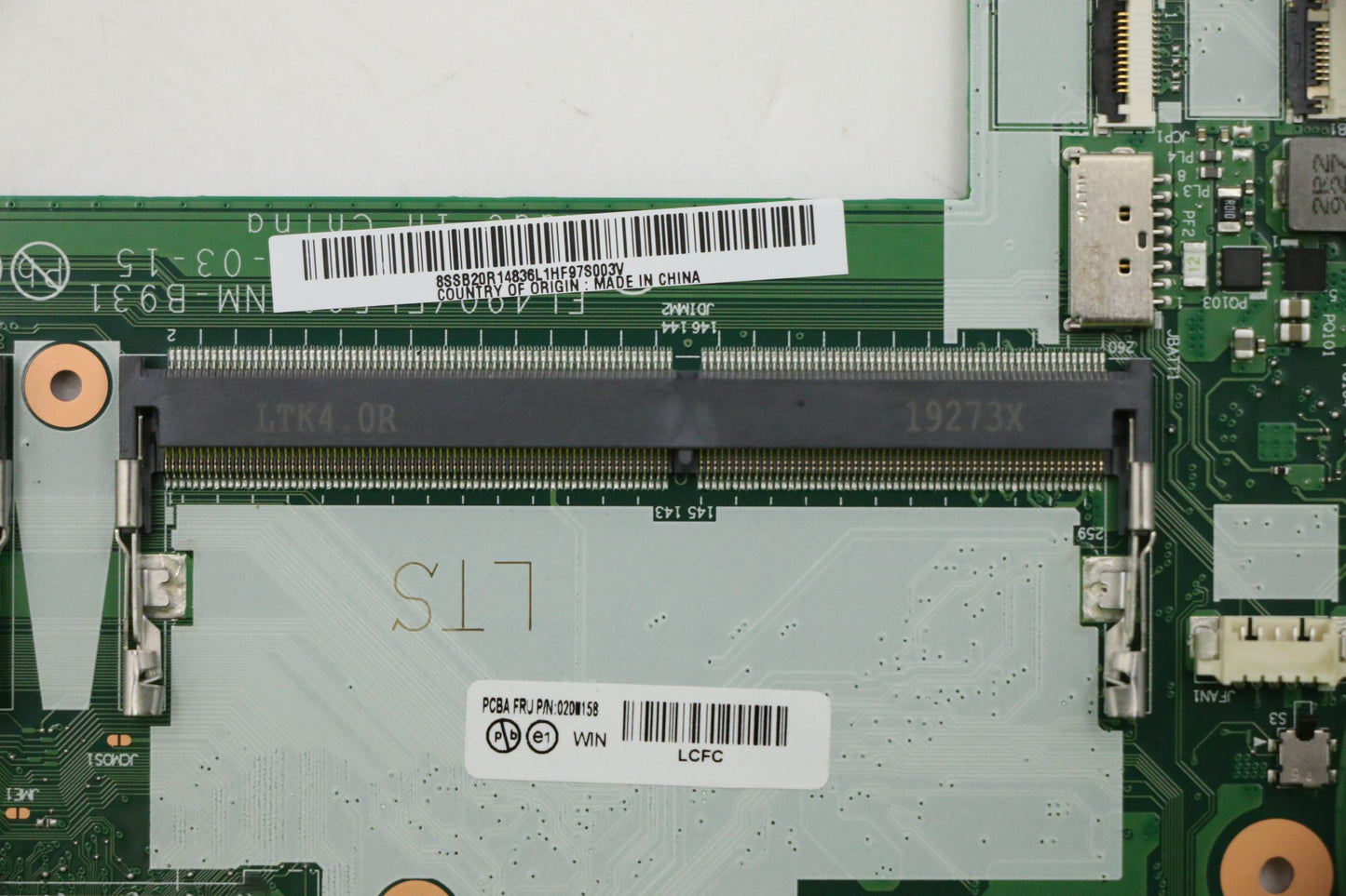 Lenovo Mb I5-8265U,Dis,2G,Win,Na,Yt,F - 02DM158