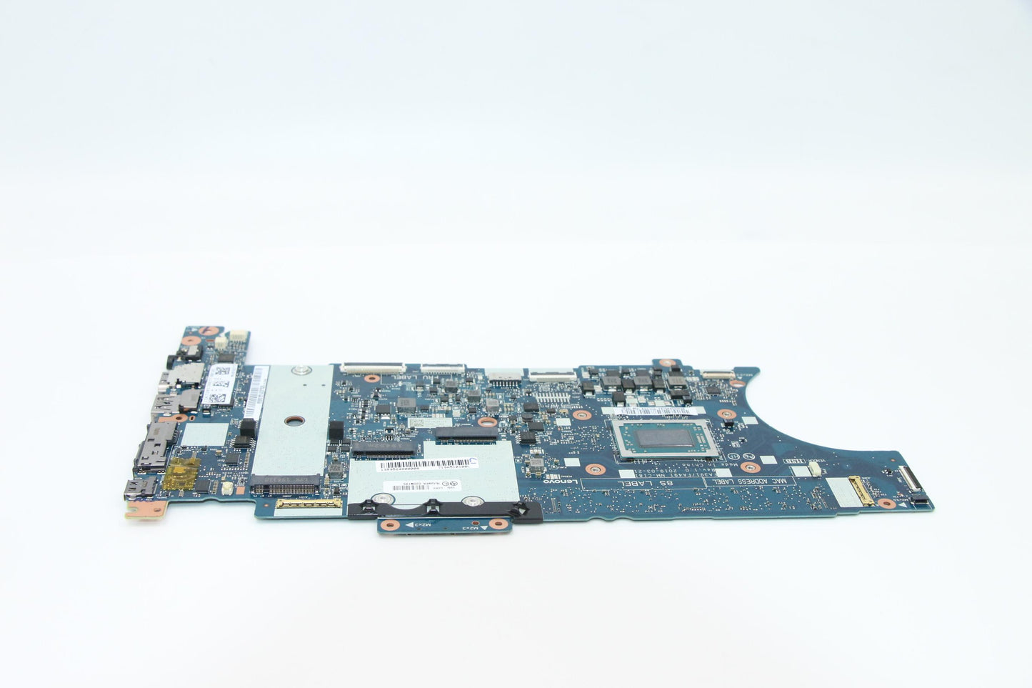Lenovo Mb R7 3700U 8G Ig Win Yd Yt Ft - 02DM195