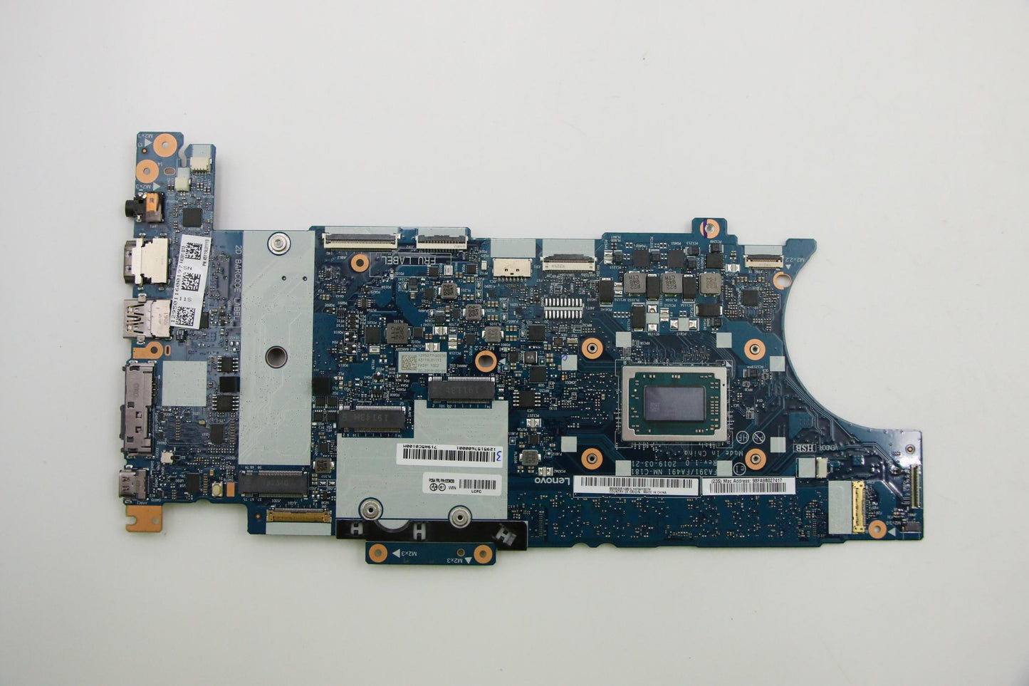 Lenovo Mb R7 3700U 8G Ig Win Yd Nt - 02DM200