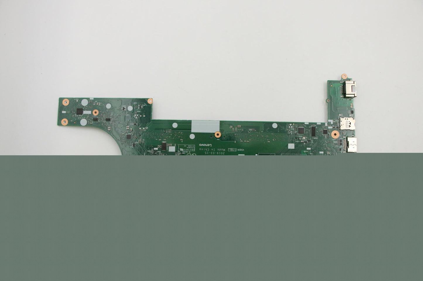 Lenovo Mb I7-8565U,Dis,2Gwin,Nt,Ytp,F - 02DM274