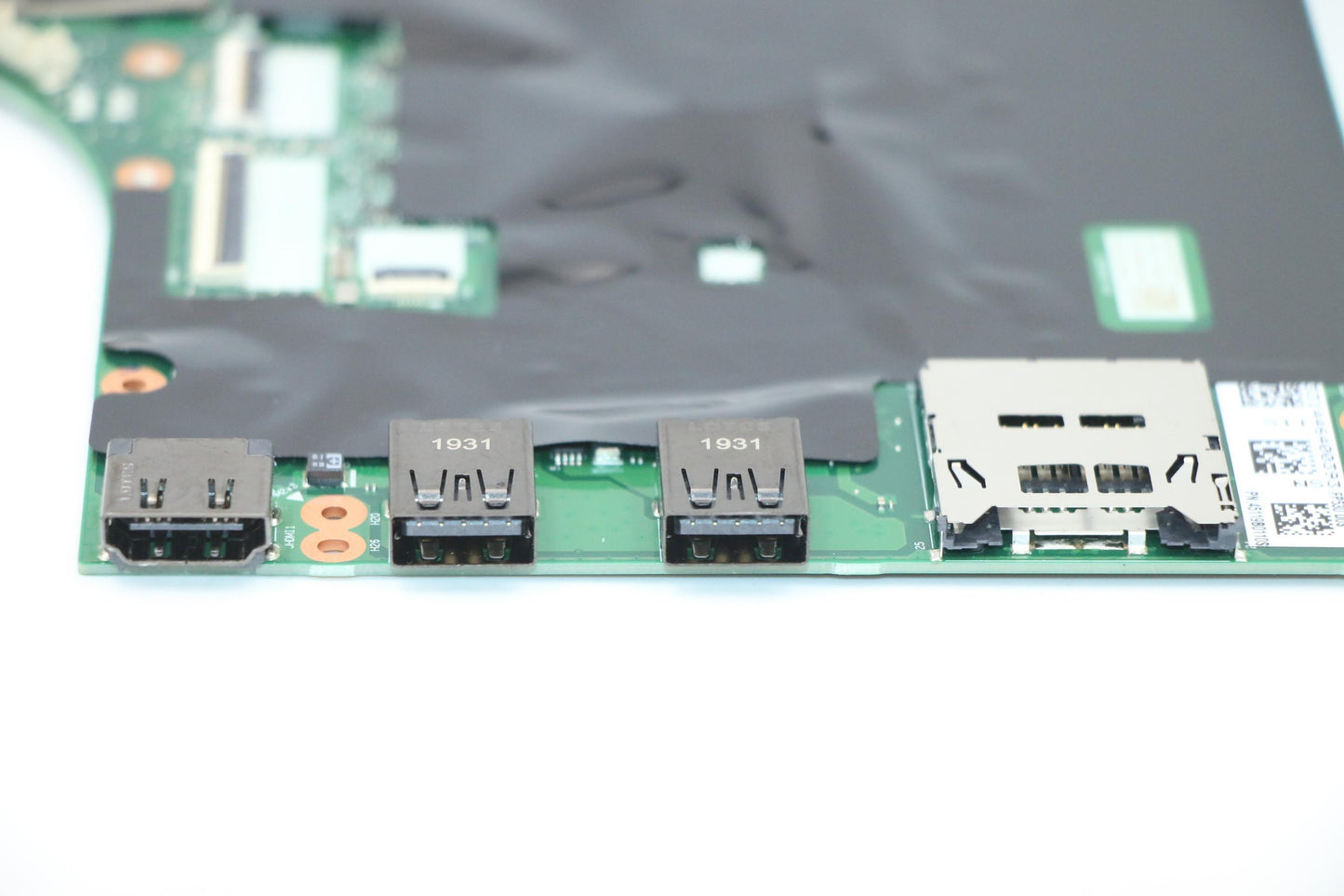 Lenovo Mb I9-9880H Vp 8Gb Nok Ya Yt F - 02DM486