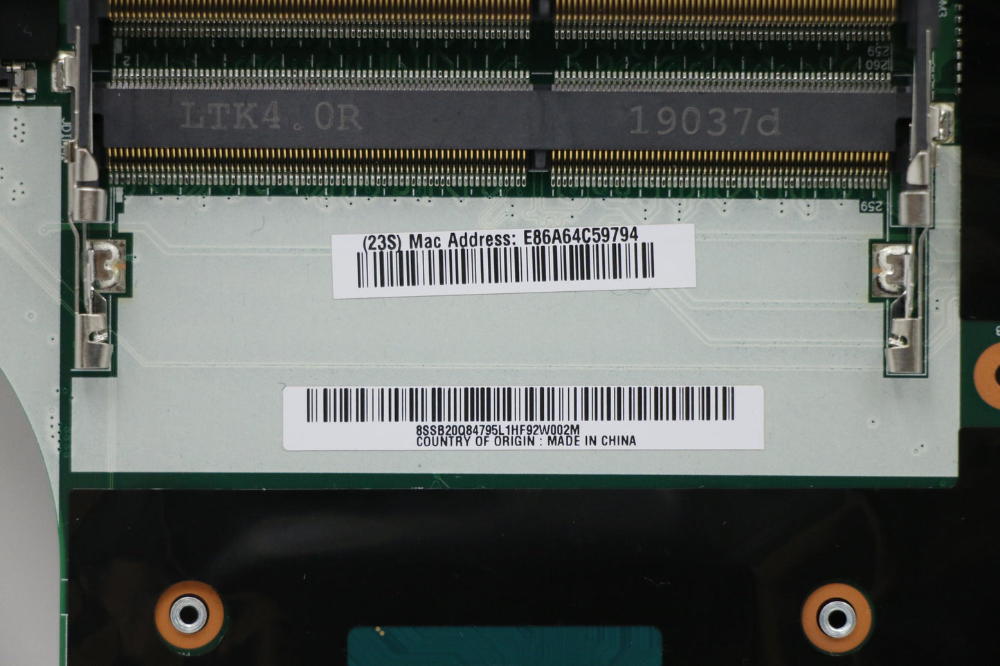Lenovo Ep520 Mb Win,I9-8950,P3,6G,N-T - 02HK832