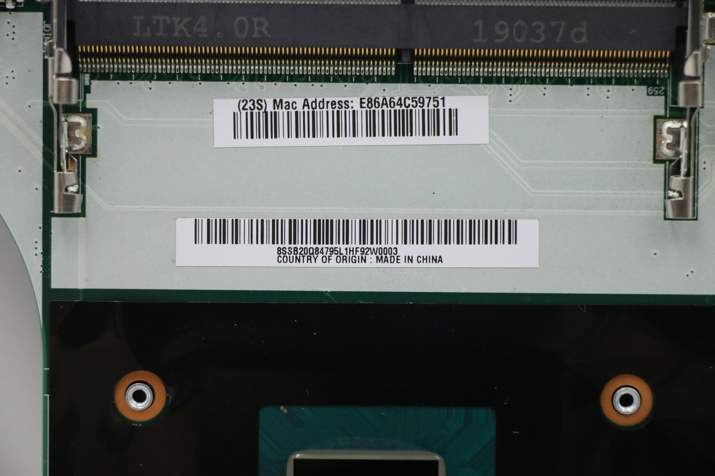Lenovo Ep520 Mb Nok,I9-8950,P3,6G,Y-T - 02HK834