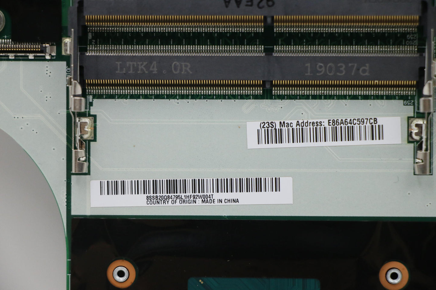 Lenovo Ep520 Mb Nok,I9-8950,P3,6G,N-T - 02HK836