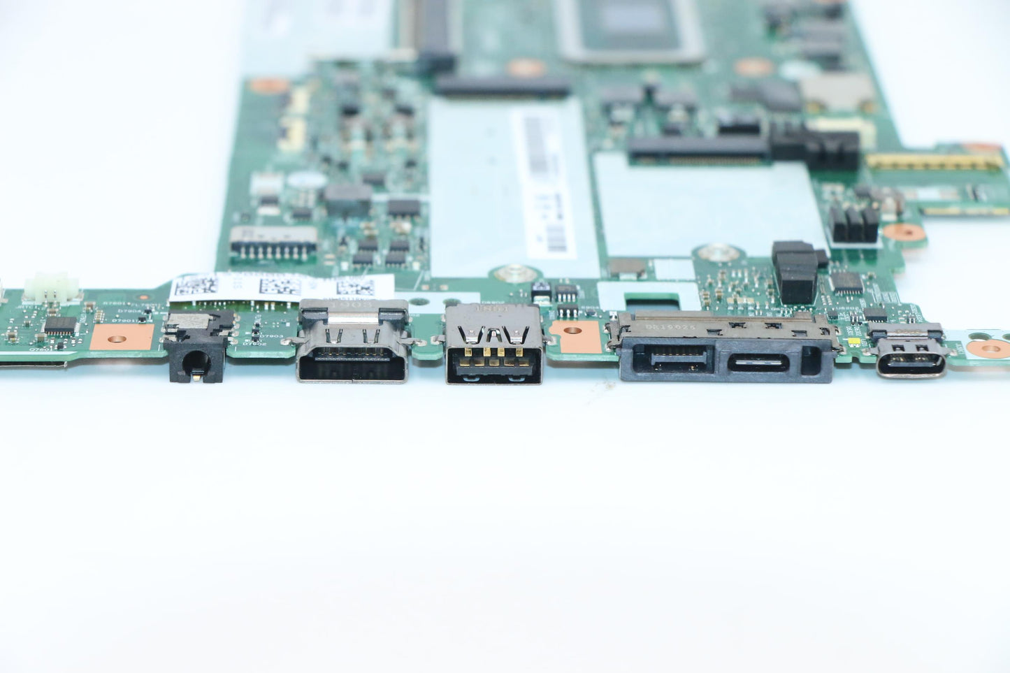 Lenovo Ft490 Mb Nok I7-8565U 8Gb N-Tp - 02HK950