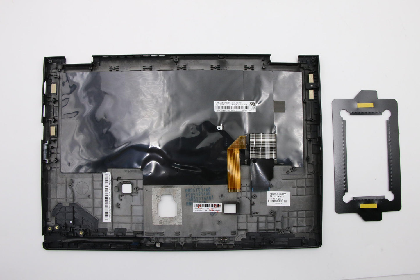 Lenovo Assembly C Cover Ww Uke Bk Chy - 02HL542