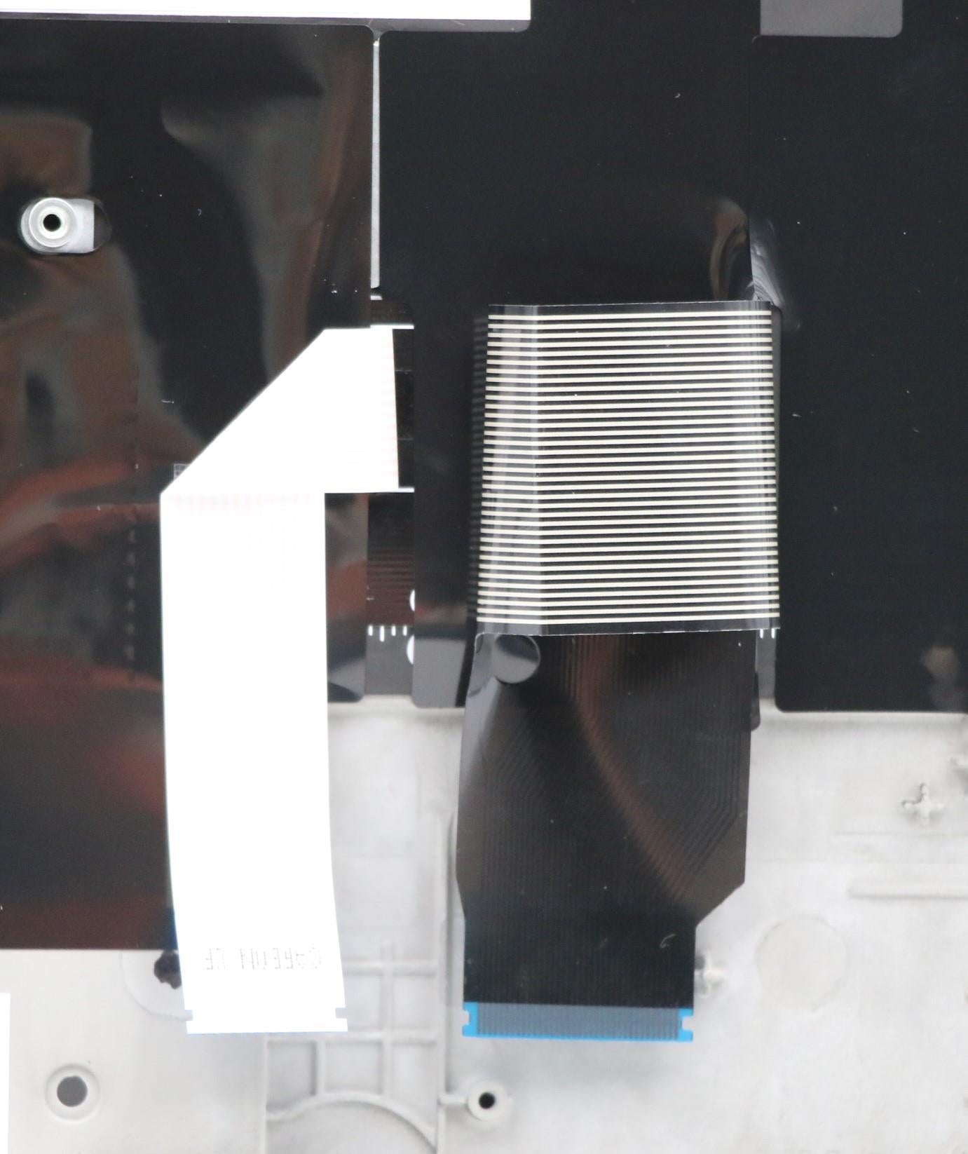 Lenovo Assembly C Cover Ww Uke Bk Ltn - 02HL543