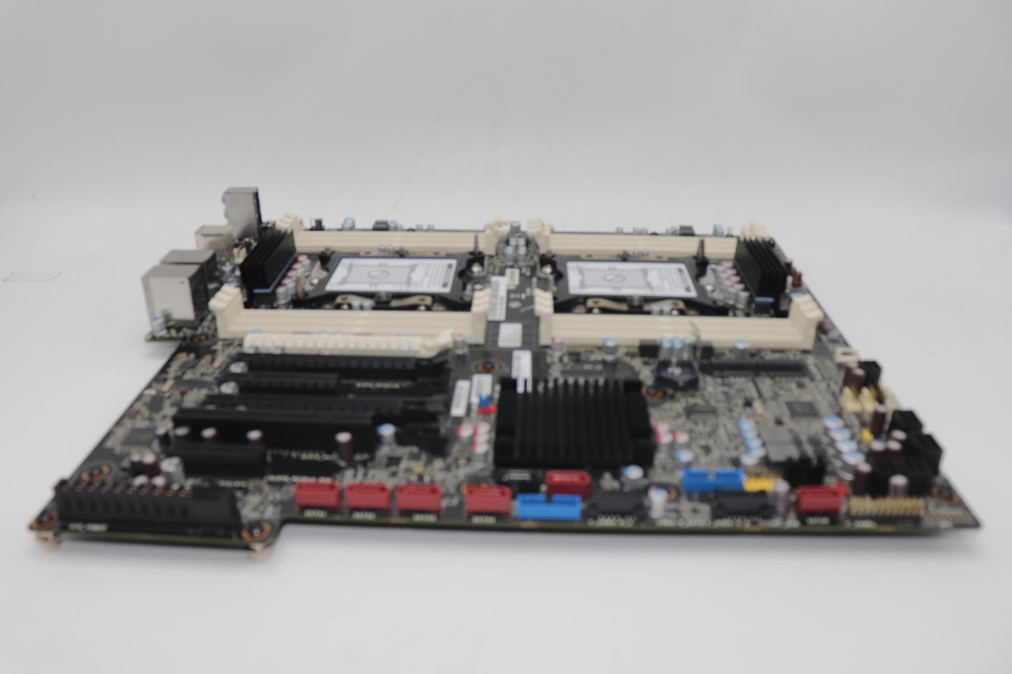 Lenovo Mb Intel Lga-3647 Win Dpk Dtpm - 02RJ016