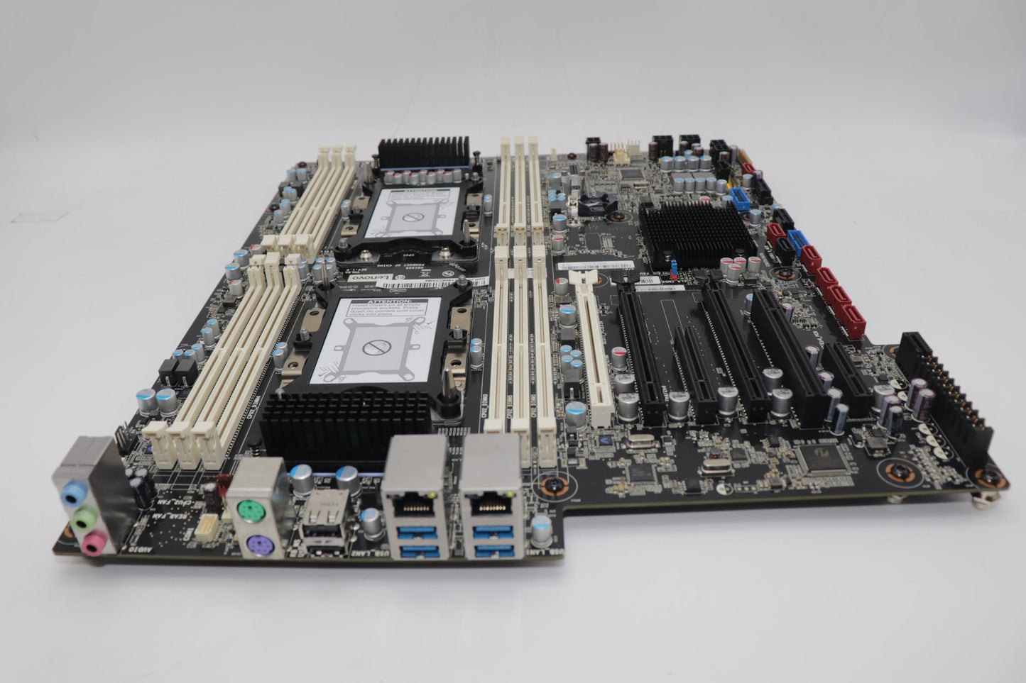 Lenovo Mb Intel Lga-3647 Win Dpk Dtpm - 02RJ016