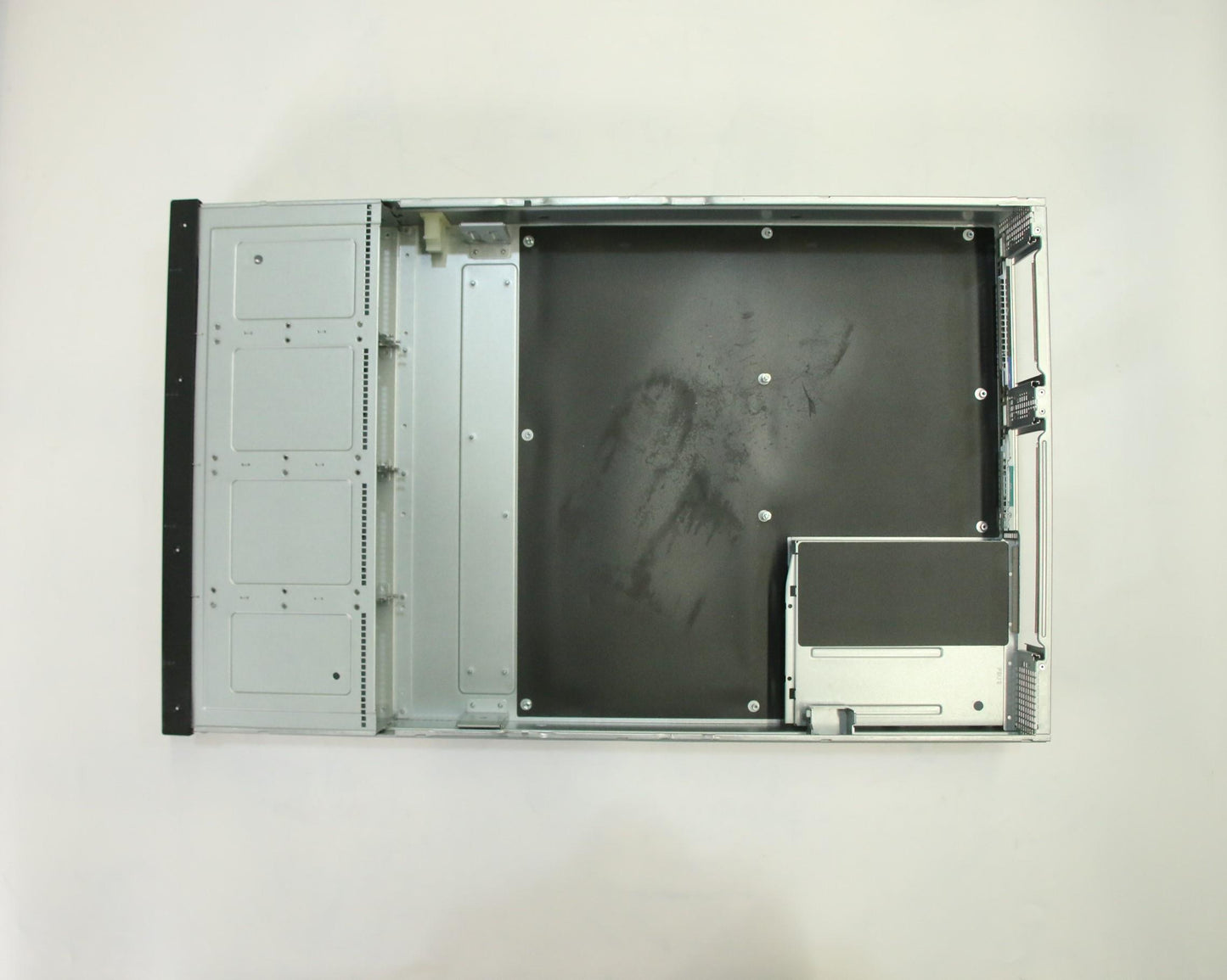 Lenovo Ch Chassis And Frames - 03T8076