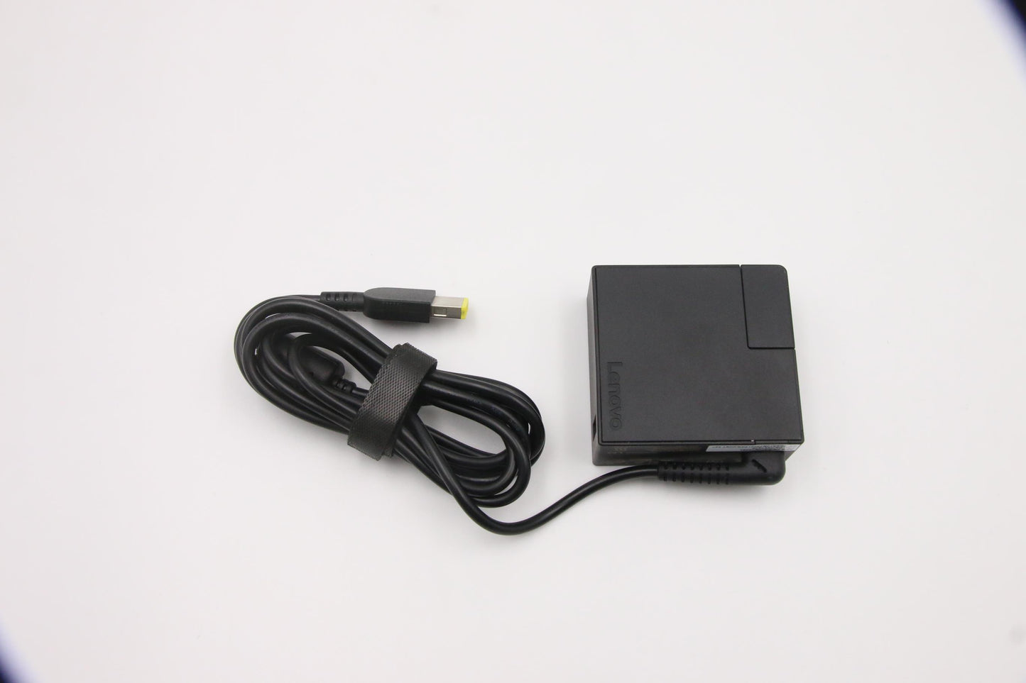 Lenovo Lenovo 65W Ac Travel Adapter W - 03X7429
